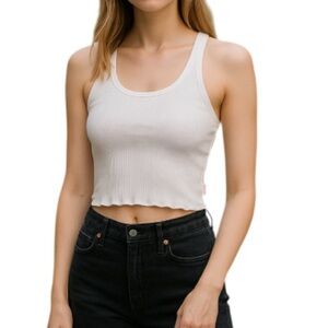 YOGALICIOUS NWT White Rib Seamless Hollywood Ruffle Bra Nylon Spandex Size M